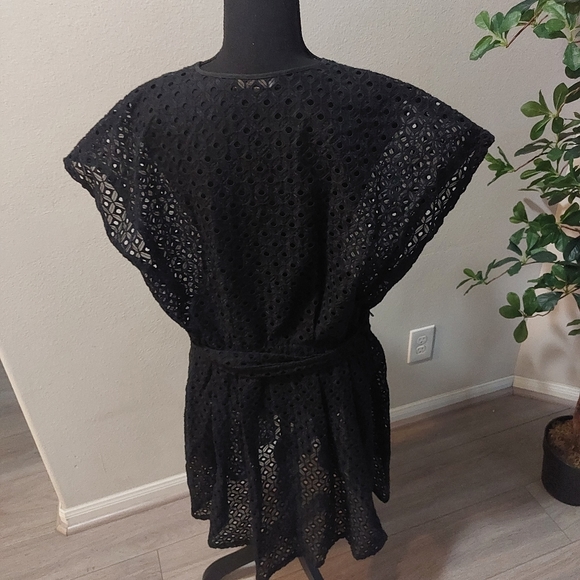 Banana Republic Women's Black Embroidered Dress Size 12 - Picture 9 of 10